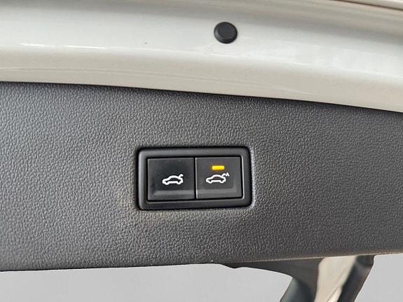 Volkswagen Tiguan Allspace 6 of 13