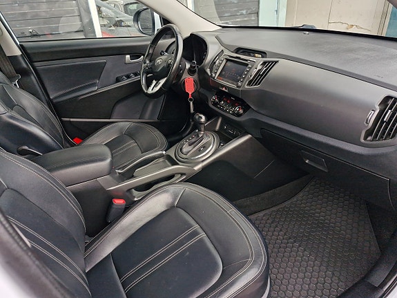Kia Sportage 5 of 14