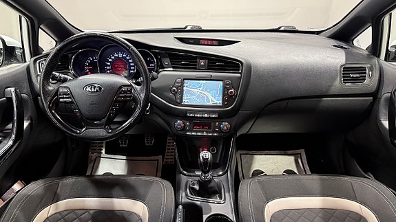Kia Ceed 11 of 19