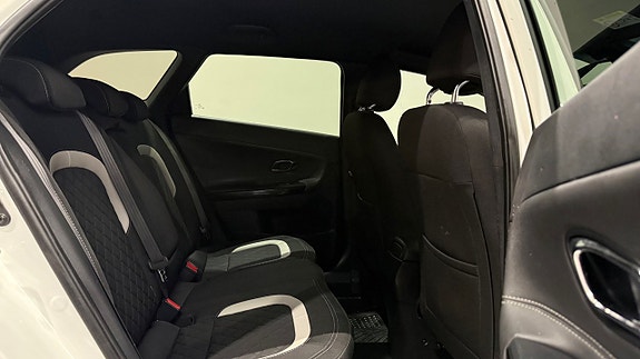 Kia Ceed 14 of 19