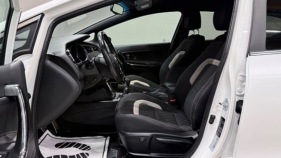 Kia Ceed 9 of 19