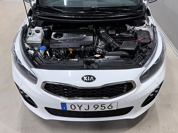 Kia Ceed 16 of 19