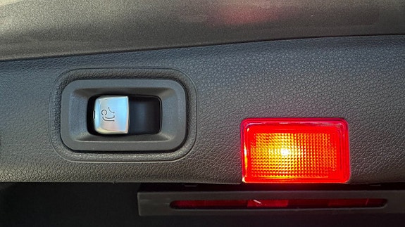 Mercedes-Benz E220 21 of 22