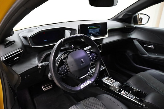 Peugeot e-208 6 of 27