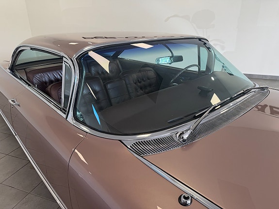 Cadillac Coupé DeVille 13 of 30