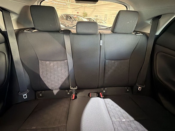 Toyota Yaris 16 of 20