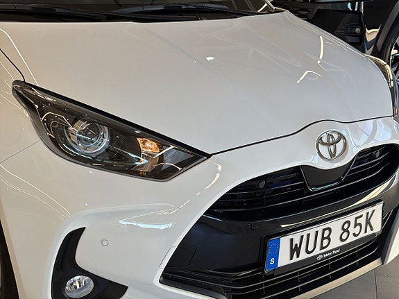 Toyota Yaris 17 of 20