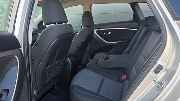 Hyundai i30 6 of 16