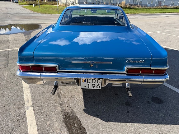Chevrolet Impala 6 of 18