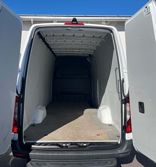 Mercedes-Benz Sprinter 316 22 of 22