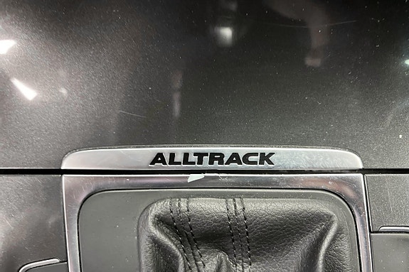 Volkswagen Golf Alltrack 16 of 16