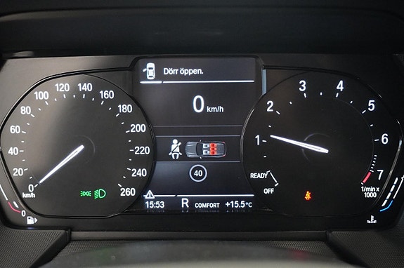 BMW 118i 9 of 18