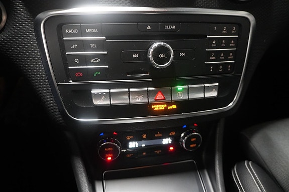 Mercedes-Benz A180 13 of 13