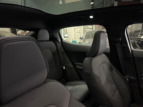 Polestar 2 25 of 25