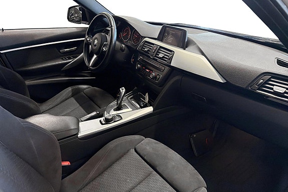 BMW 328i 15 of 21
