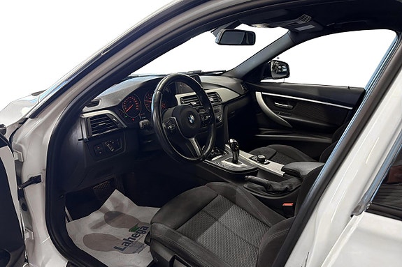BMW 328i 11 of 21