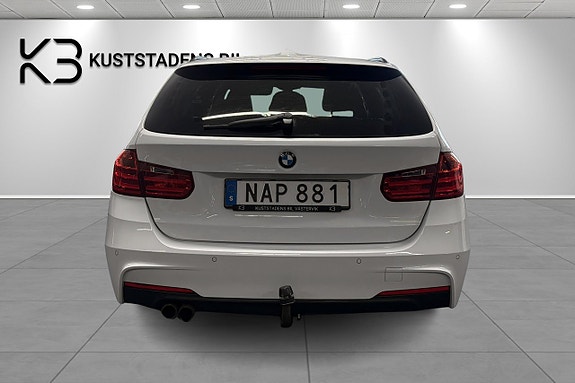 BMW 328i 4 of 21