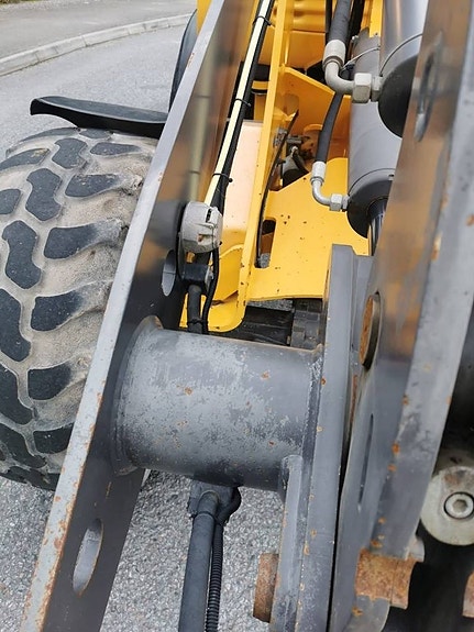 Volvo L 25 F 9 of 15