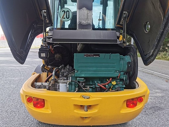 Volvo L 25 F 14 of 15