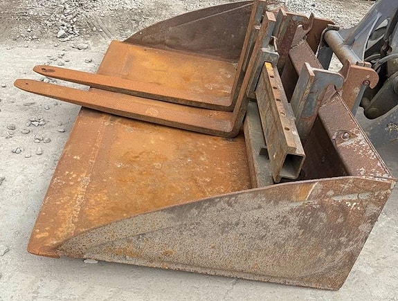 Volvo L 25 F 15 of 15