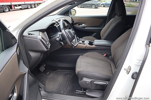 DS DS 7 Crossback 8 of 19
