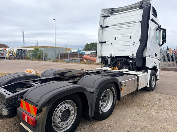 Mercedes-Benz Actros 2545 9 of 12