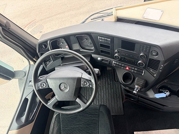 Mercedes-Benz Actros 2545 12 of 12
