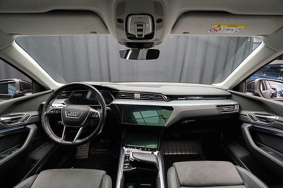 Audi Q8 e-tron 14 of 25