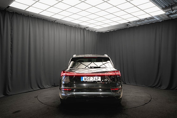 Audi Q8 e-tron 8 of 25