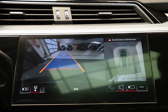 Audi Q8 e-tron 15 of 25