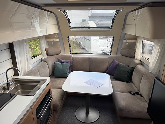 Adria Alpina 663 UK * AC & Mover * 6 of 14