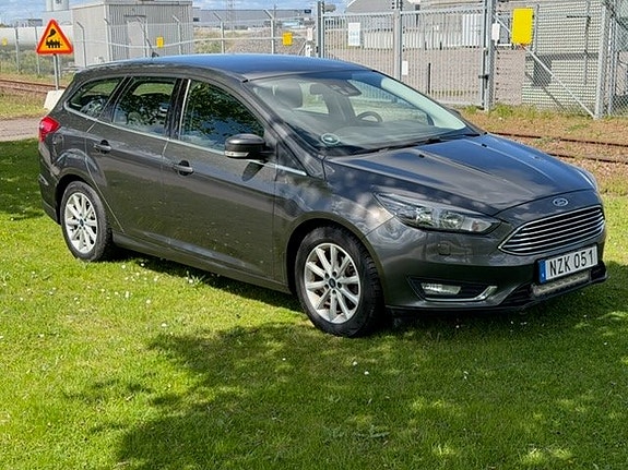 Ford Focus 4 of 8