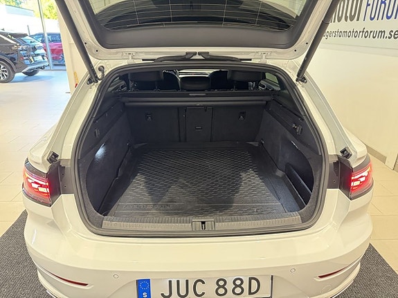 Volkswagen Arteon 10 of 14
