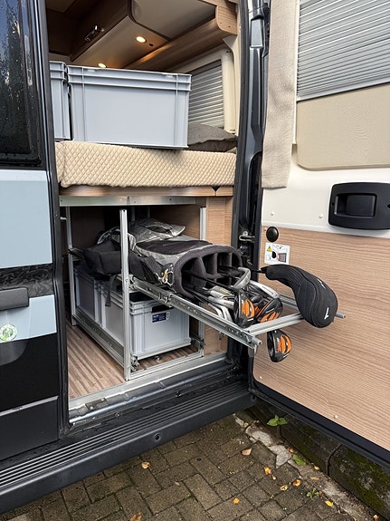 Malibu 600DB Charming GT Skyview+Clesana toa+Litbatt.320ah+luftfjädring 19 of 25