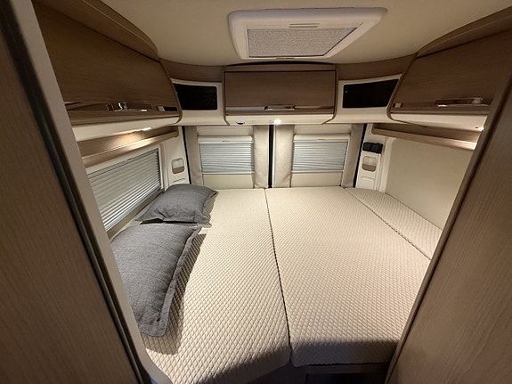 Malibu 600DB Charming GT Skyview+Clesana toa+Litbatt.320ah+luftfjädring 15 of 25
