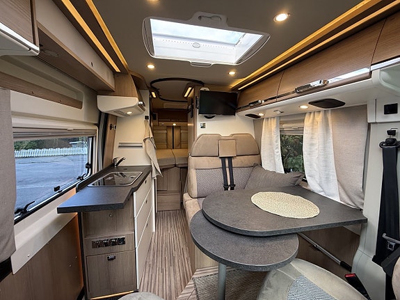 Malibu 600DB Charming GT Skyview+Clesana toa+Litbatt.320ah+luftfjädring 14 of 25