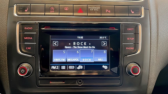 Volkswagen Polo 9 of 13