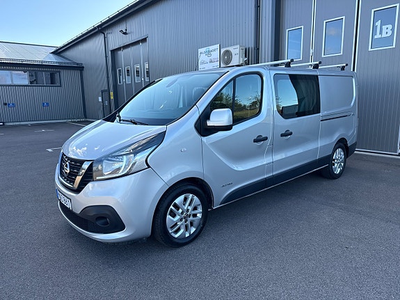 Nissan NV300