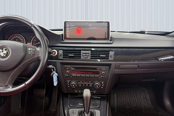 BMW 325i 15 of 19
