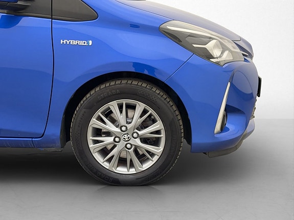 Toyota Yaris 26 of 28