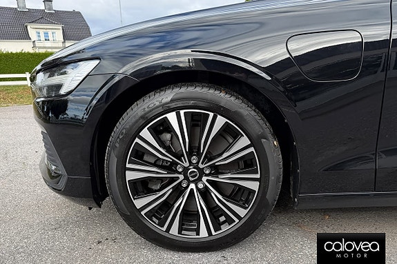 Volvo V60 9 of 15