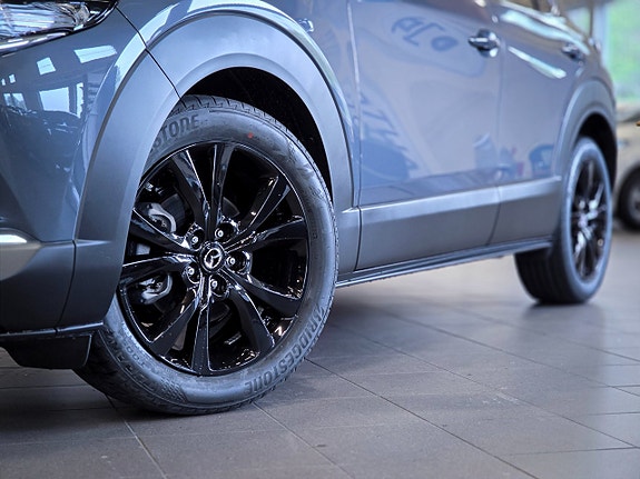 Mazda CX-30 6 of 16
