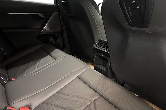 BMW 530e 7 of 19