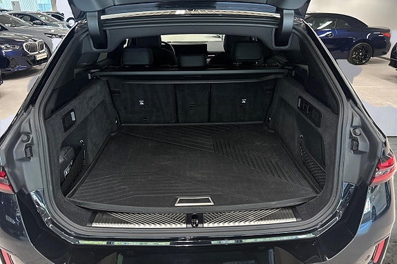 BMW 530e 10 of 19