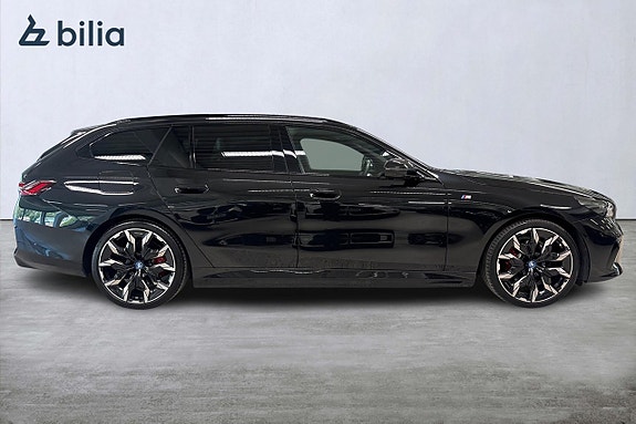 BMW 530e 17 of 19