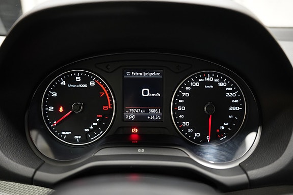 Audi Q2 11 of 18