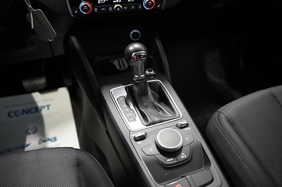 Audi Q2 12 of 18
