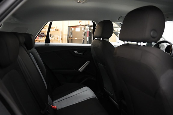 Audi Q2 17 of 18