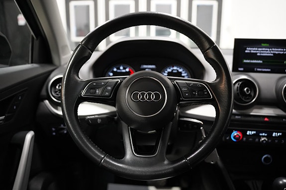 Audi Q2 10 of 18