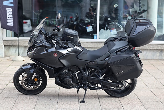 Honda NT 1100 2023 Manuell 8 of 14